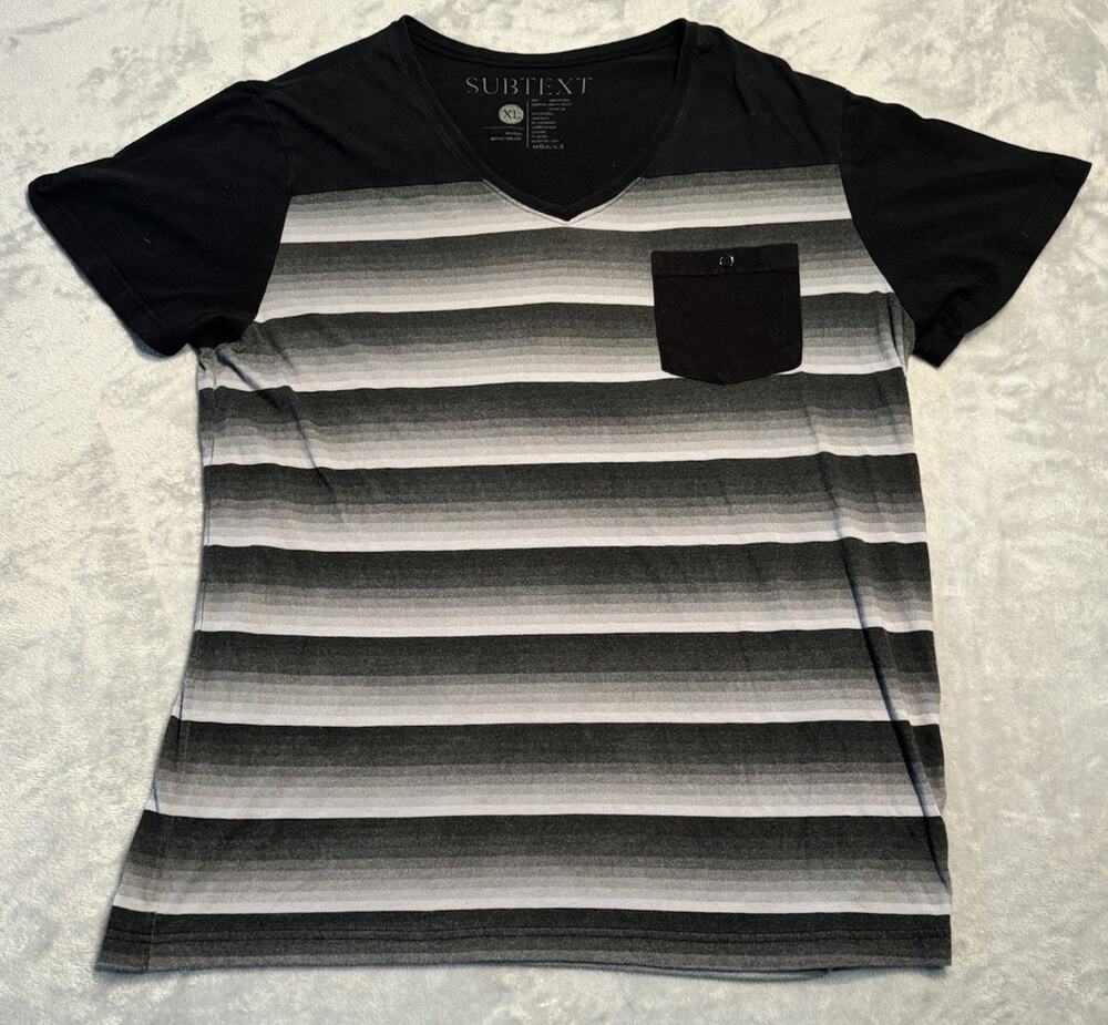 XL T-Shirt Top Black Grey Striped V-Neck Switchblade Graphic Hot Topic Subtext